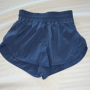 Lululemon Track That High-Rise Lined Short 3"